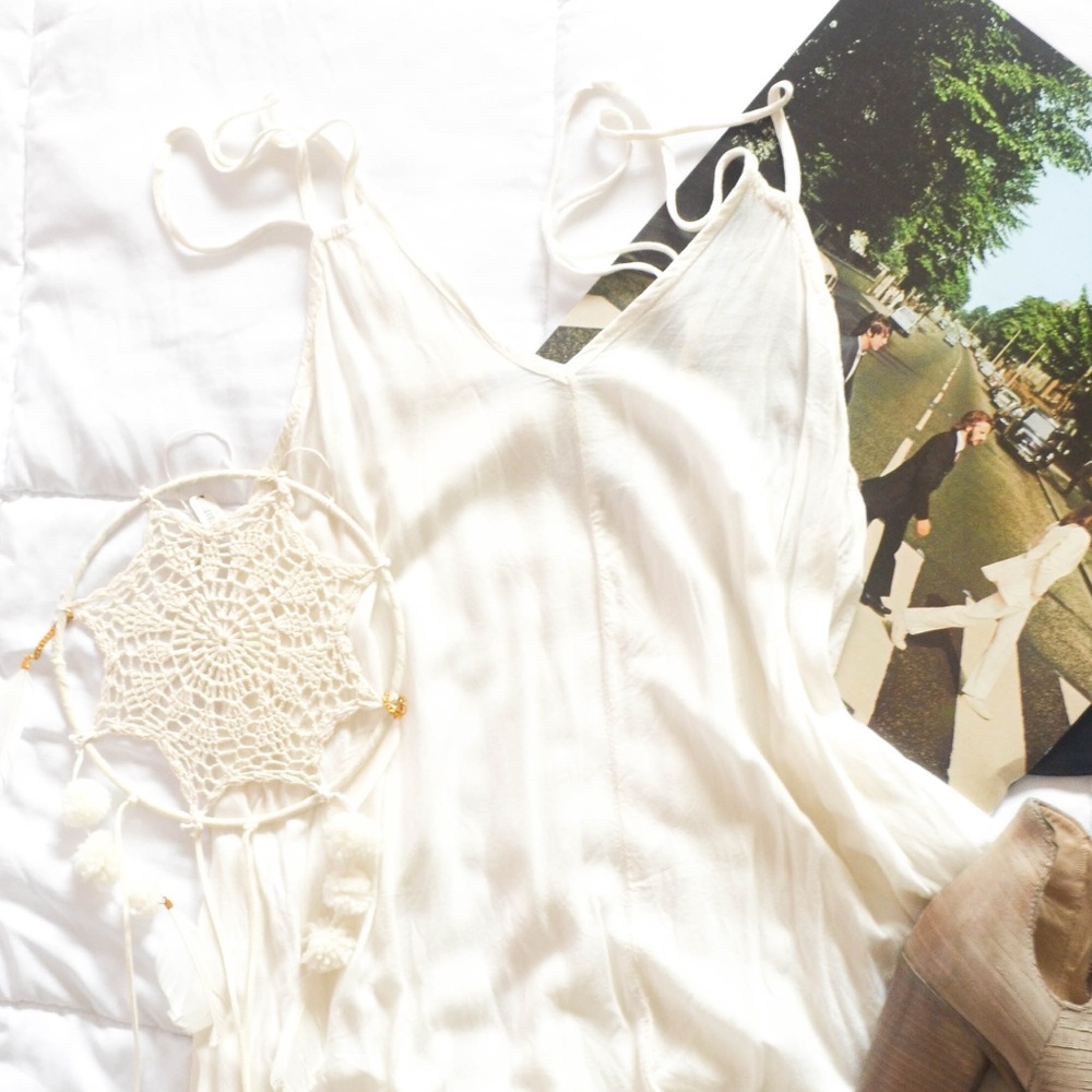 Brandy Melville dress - Picture 2 of 4
